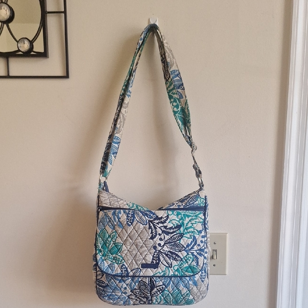 Vera Bradley Santiago Laptop Messenger Bag - Retired Pattern - Picture 2 of 8